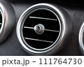 カーエアコン・車内のエアコン 111764730
