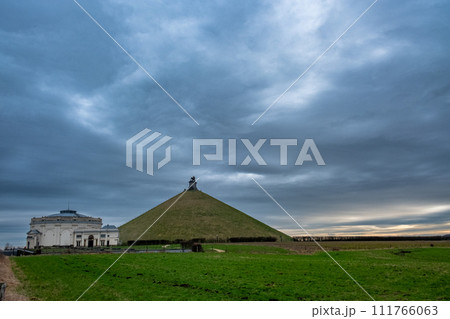 Lion's Mound Monument under Stormy Skies Lion's Mound Monument under Stormy Skies 111766063