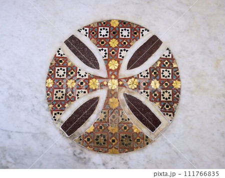 ノルマン王宮　パラティーナ礼拝堂にあるモザイク　（イタリア　パレルモ市） 111766835