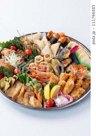 オードブル　Assorted hors d'oeuvres 111766885