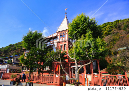 【兵庫県】快晴の風見鶏の舘（神戸北野異人館） 111774929