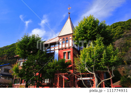 【兵庫県】快晴の風見鶏の舘（神戸北野異人館） 111774931