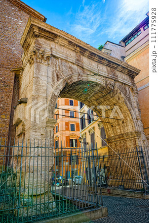 Ancient, beautiful, incredible Rome. Ancient, beautiful, incredible Rome. 111775928