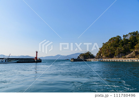 宮城 女川町と出島江島の離島航路 111780496