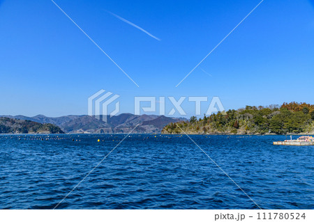 宮城 女川町と出島江島の離島航路 宮城 女川町と出島江島の離島航路 111780524