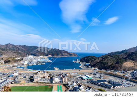 宮城 女川湾を望む 111781457