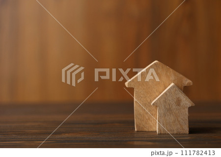 空き家問題 111782413