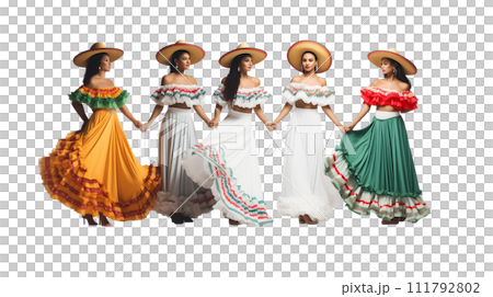 民族衣装を着て踊る女性 111792802