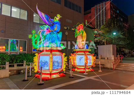 神奈川県　横浜市　横浜中華街（會芳亭）夜景 111794684