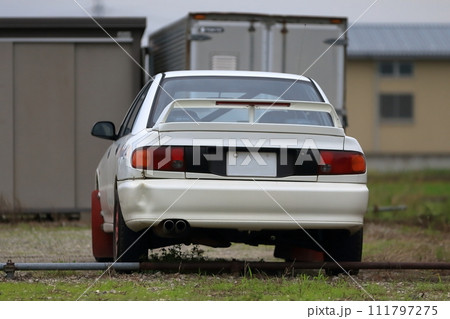 白い国産スポーツカー 白い国産スポーツカー 111797275