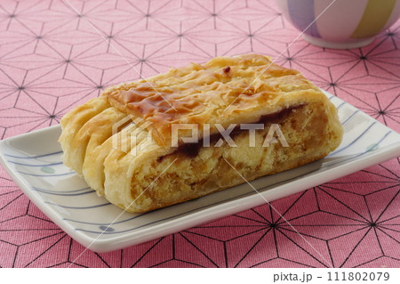 小倉のずっしりパイケーキ 111802079
