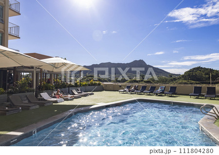 【ハワイ】クイーン カピオラニ ホテルDECKからのダイヤモンドヘッド 111804280