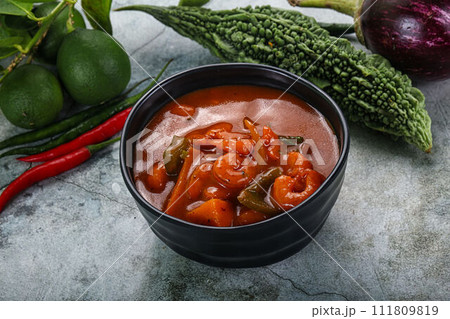 Thai red curry with prawn 111809819