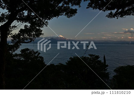 美保関からの大山 美保関からの大山 111810210