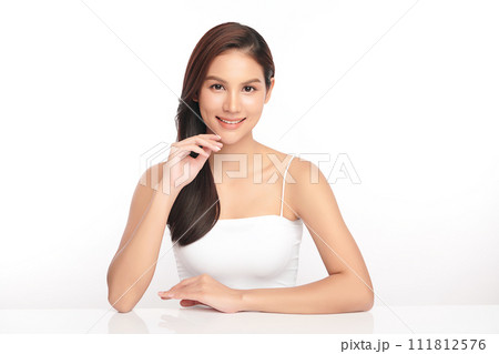 Beautiful young asian woman with clean fresh skin on white background, Face care, Facial treatment, Cosmetology, beauty and spa, Asian women portrait. 111812576