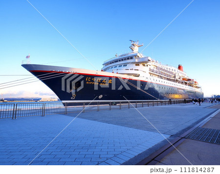 静岡県 清水に停泊するにっぽん丸 1月 静岡県 清水に停泊するにっぽん丸 1月 111814287