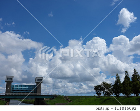 横利根閘門ふれあい公園 111816092