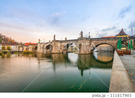 Old Main Bridge (Alte Mainbrucke) in Wurzburg Old Main Bridge (Alte Mainbrucke) in Wurzburg 111817903