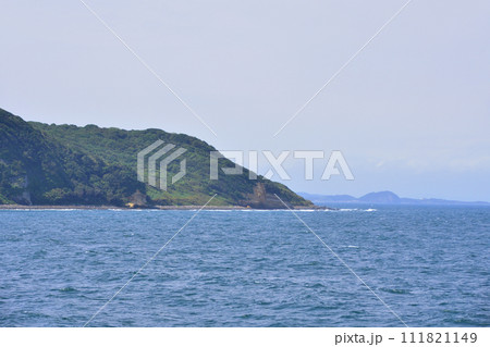 佐賀県唐津東港から長崎県壱岐市印通寺港までの船旅風景(2022年) 111821149