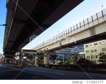 首都高速道路9号深川線のインターチェンジ「福住出入口」 首都高速道路9号深川線のインターチェンジ「福住出入口」 111821177