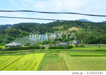 唐津線多久駅から西唐津駅までの車窓風景 111823181