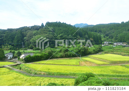 唐津線多久駅から西唐津駅までの車窓風景 111823184