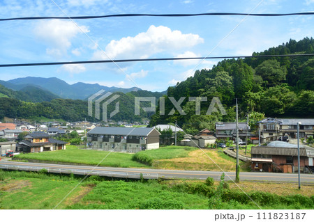 唐津線多久駅から西唐津駅までの車窓風景 111823187