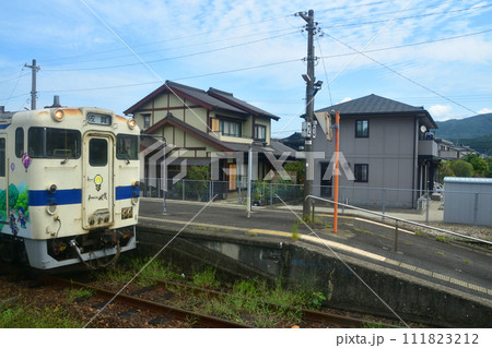 唐津線多久駅から西唐津駅までの車窓風景 111823212