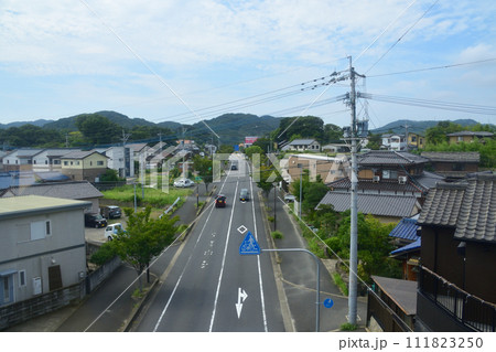 唐津線多久駅から西唐津駅までの車窓風景 111823250