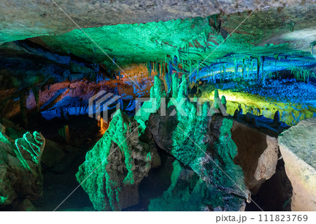 奈良県　天川村　面不動鍾乳洞 111823769