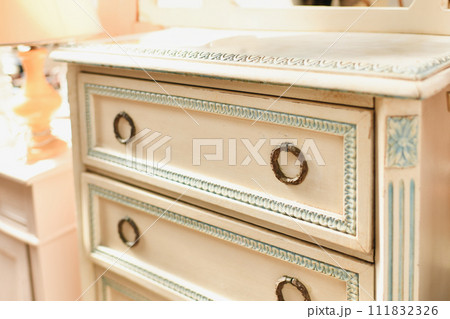 White antique wooden painted chest of drawers European, french White antique wooden painted chest of drawers European, french 111832326