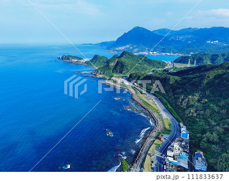 Aerial view of the coastal highway in the northeast corner of Taiwan. 111833637