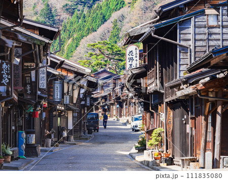 春の木曽路　奈良井宿 111835080