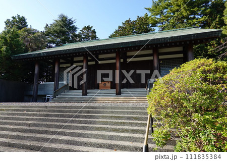 神奈川県戦没者慰霊堂 111835384