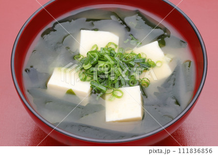 味噌汁 味噌汁 111836856