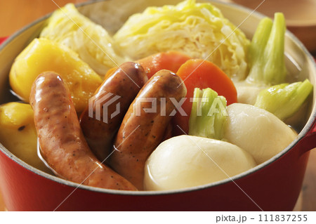 具材たっぷりのあたたかいポトフ 具材たっぷりのあたたかいポトフ 111837255