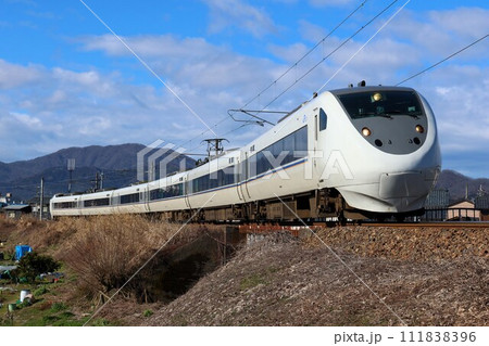 【JR西日本】681系「しらさぎ」（北陸本線：武生〜鯖江） 111838396