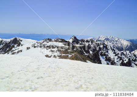 残雪期の木曽駒ヶ岳 残雪期の木曽駒ヶ岳 111838484