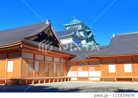 【愛知県】快晴の名古屋城大天守と本丸御殿 111839976