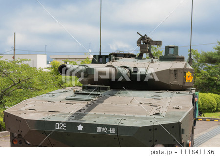 技術研究本部機動戦闘車(試作)の砲塔 技術研究本部機動戦闘車(試作)の砲塔 111841136