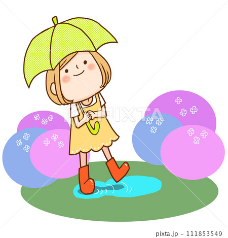 傘をさす女の子と紫陽花 111853549