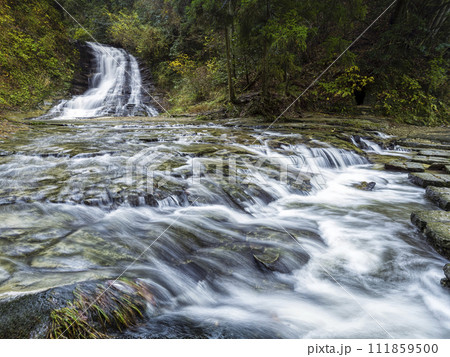 千葉県 養老渓谷・万代の滝 / Bandai Waterfall, Isumi, Japan 千葉県 養老渓谷・万代の滝 / Bandai Waterfall, Isumi, Japan 111859500