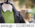 トルソーが着ているセーターとコート 111859810