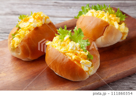 たまごサラダサンド たまごサラダサンド 111860354