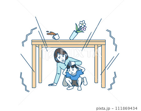 地震が発生し机の下に隠れる親子のイラスト 地震が発生し机の下に隠れる親子のイラスト 111869434