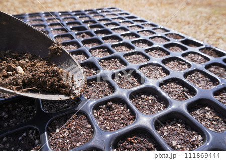 プラグトレイ128穴05 プラグトレイ128穴05 111869444