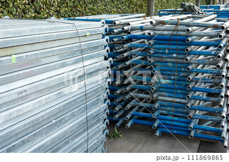 足場資材 111869865