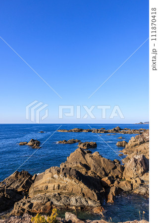 江須崎島からの朝風景 和歌山県すさみ町 江須崎島からの朝風景 和歌山県すさみ町 111870418