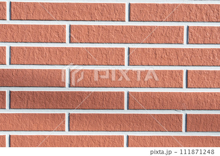 住宅の壁面 111871248