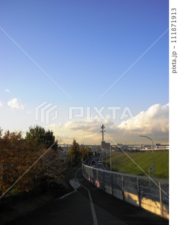 新横浜散歩 111871913
